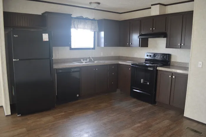 Stone Creek Mobile Home Park Picture 2