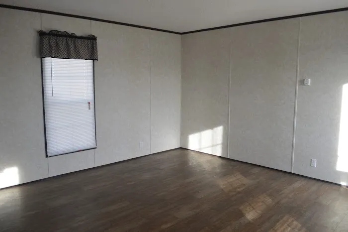 Stone Creek Mobile Home Park Picture 4