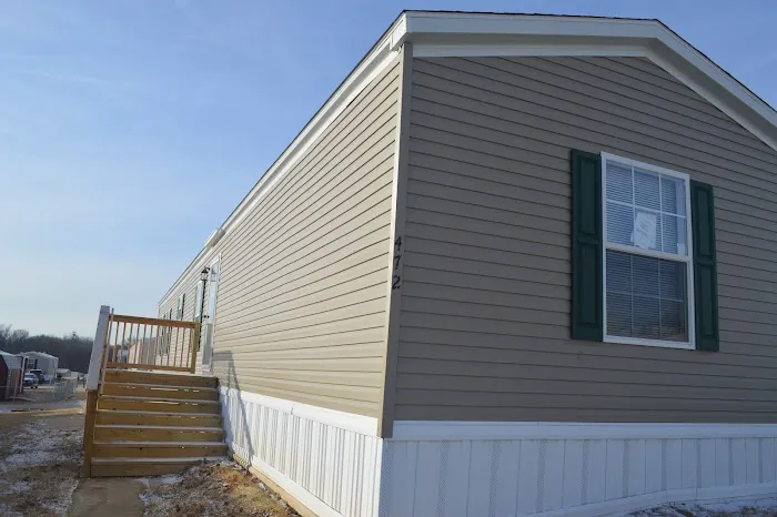 Stone Creek Mobile Home Park Picture 3