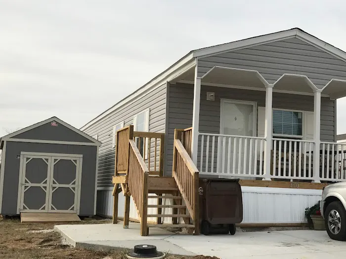 Quail Run Mobile Home Park Picture 3