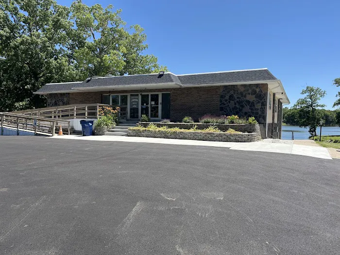 Lakeview Estates Mobile Home Park Picture 2