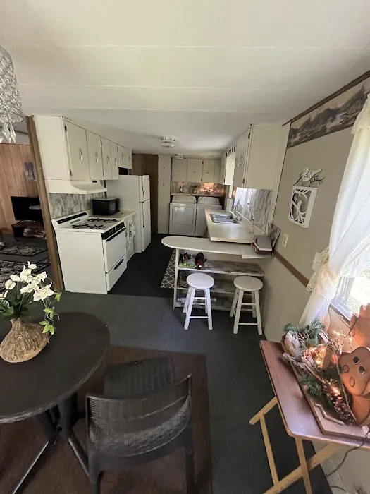 Lakeview Estates Mobile Home Park Picture 8