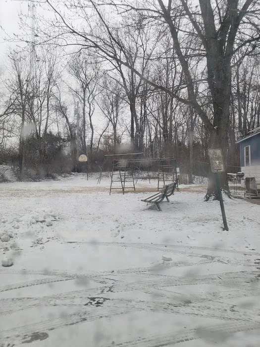 Marquette RV & Mobile Home Park Picture 2