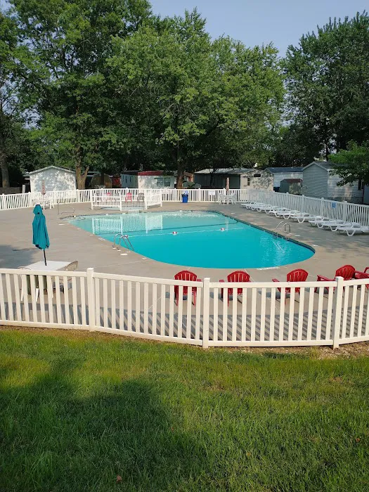 Sunnydale Mobile Home Park Picture 3