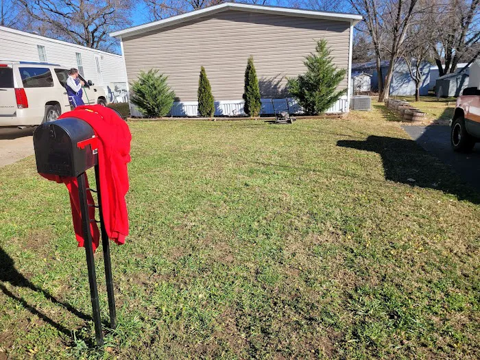 Sunnydale Mobile Home Park Picture 9