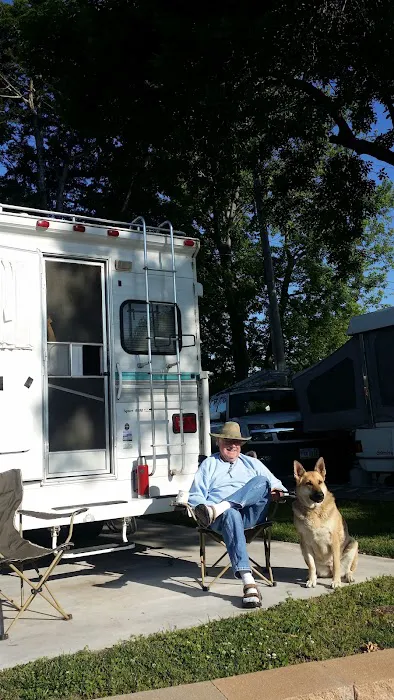 Sundermeier RV Park Picture 7