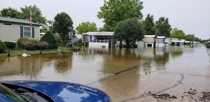 Deerfield Village Picture 4