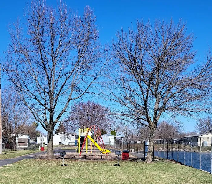 Deerfield Village Picture 9