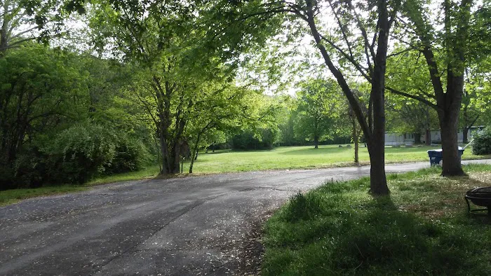 Greenfield Manor Picture 4