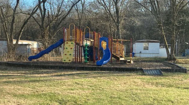 Greenfield Manor Picture 1