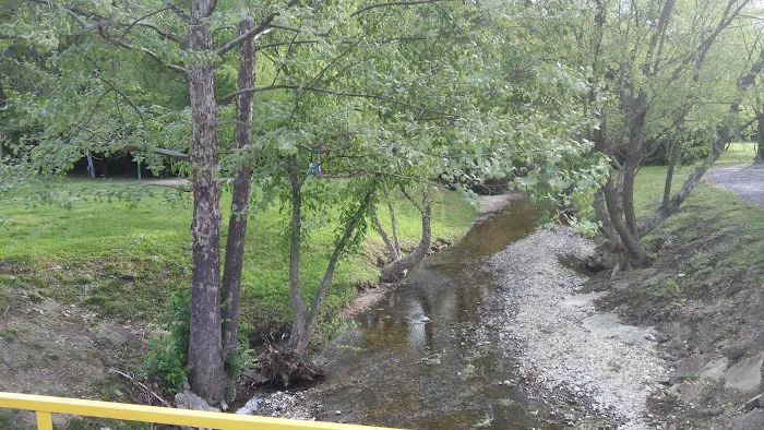 Greenfield Manor Picture 7