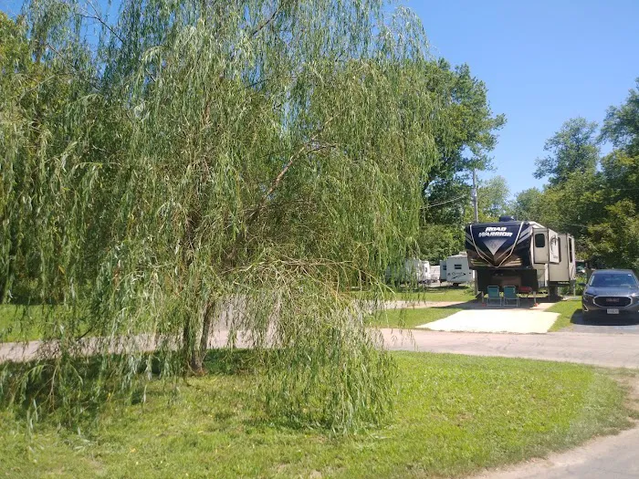 Babs RV Park Picture 6