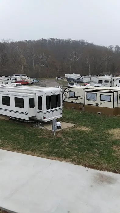 Babs RV Park Picture 5