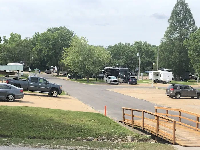 Covered Bridge RV Park & Storage Picture 8