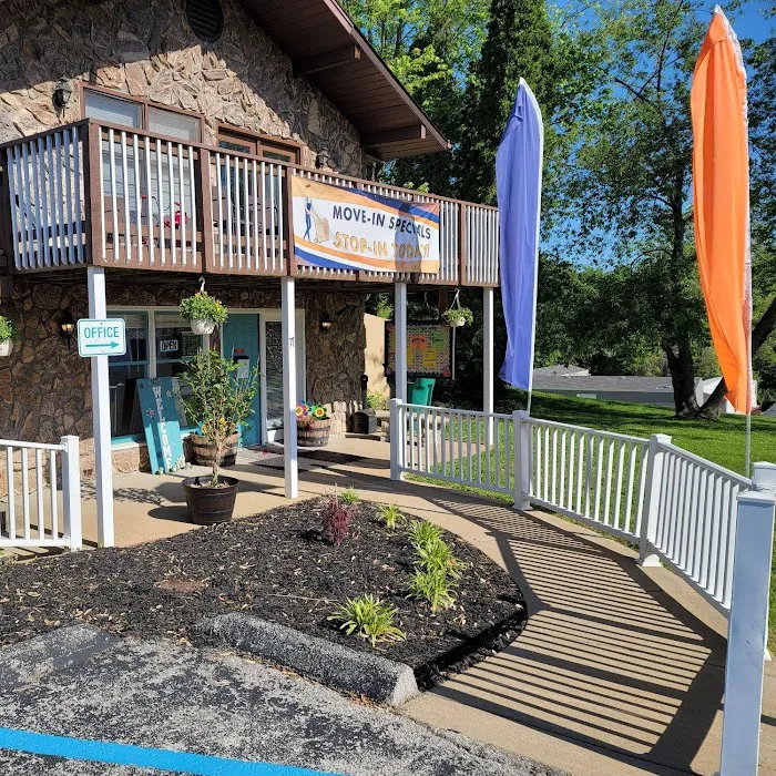 Rex Aire Ct Mobile Home Park Picture 6