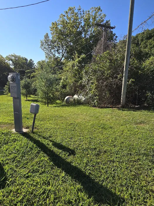Water’s Edge Rv Park on the Meramec Picture 10