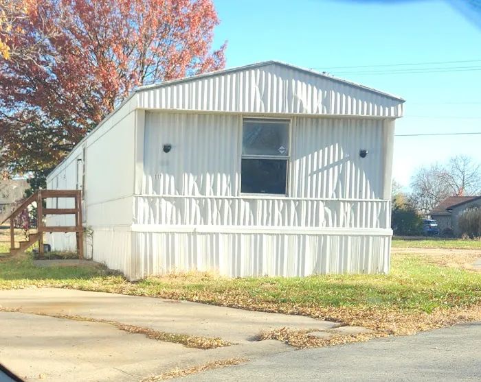 Lakeside Estates Mobile Home and RV Park Picture 1