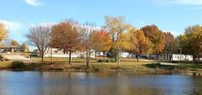 Lakeside Estates Mobile Home and RV Park Picture 2