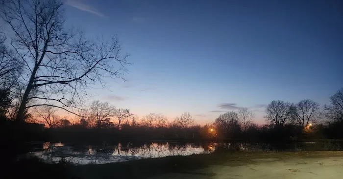 Lakeside Estates Mobile Home and RV Park Picture 9