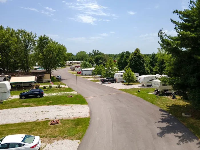 Black Oaks Picture 9