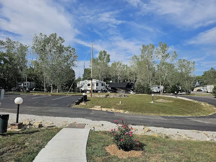 Peculiar Park Place RV Park Picture 6