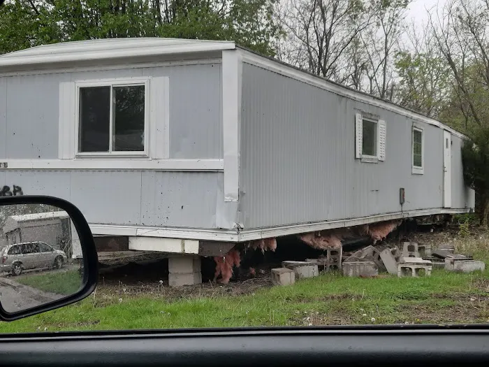 Oasis Mobile Home Park Picture 10