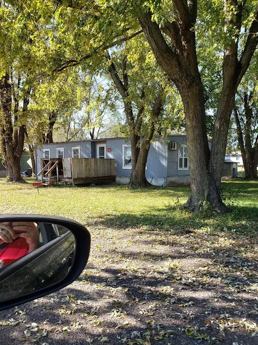 Crown Mobile Home and RV Park Picture 9