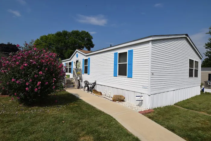 Springdale Lake Manufactured Home Community Picture 8