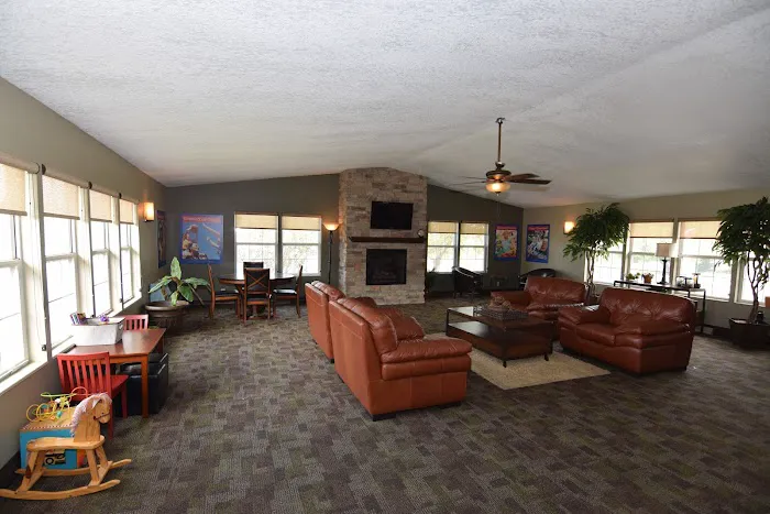 Springdale Lake Manufactured Home Community Picture 7