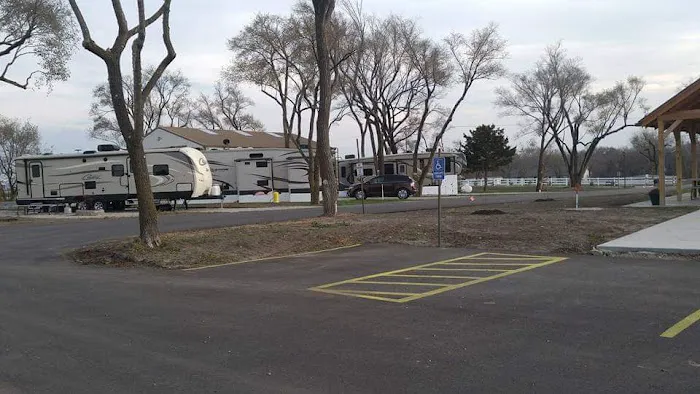 Shady Acres Rv Park Picture 1