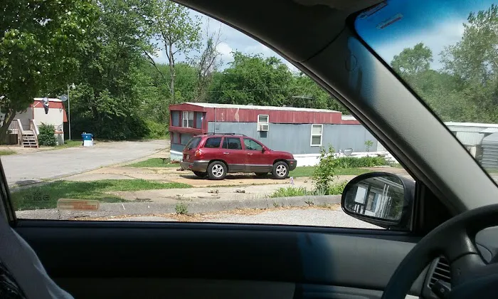 Ozark Mobile Home Park Picture 6