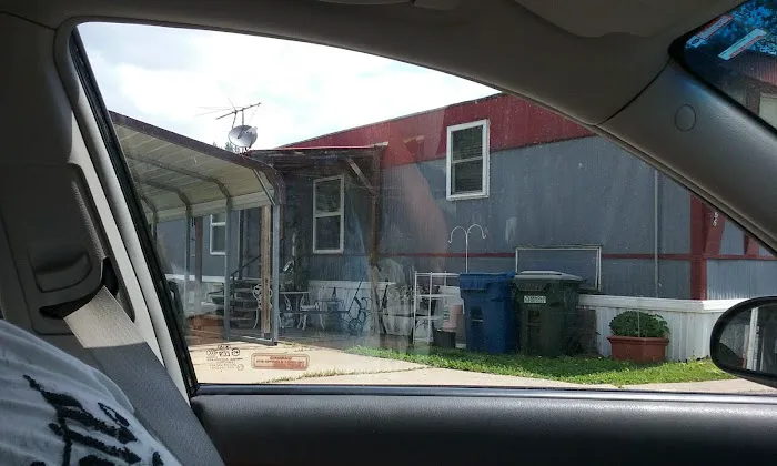 Ozark Mobile Home Park Picture 5