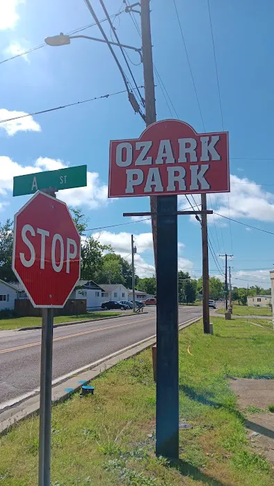 Ozark Mobile Home Park Picture 8