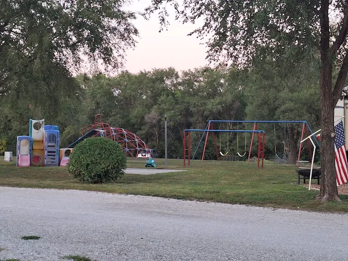 The Great Escape RV Park & Campground Picture 4