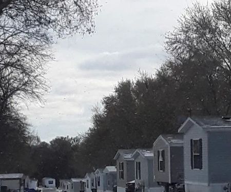 Maple Wood's Mobile Home Park