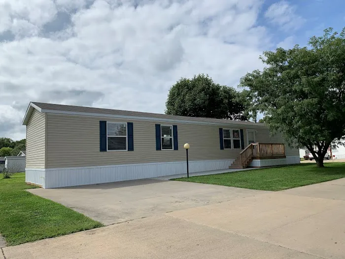 Midwest Manufactured Home Community Picture 3