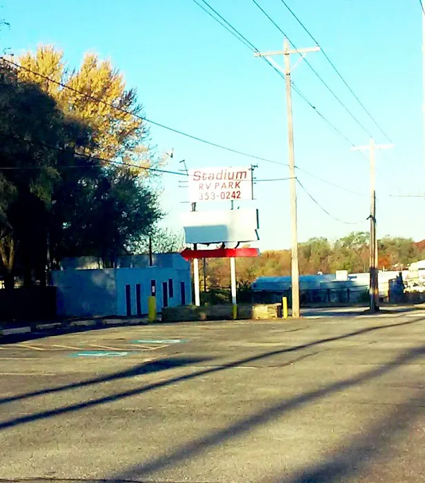 Stadium Park & Campground Picture 5