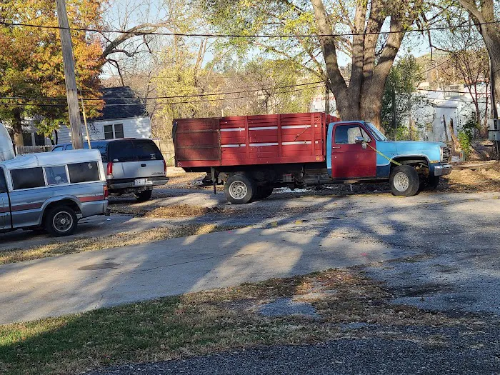 Stadium Park & Campground Picture 6