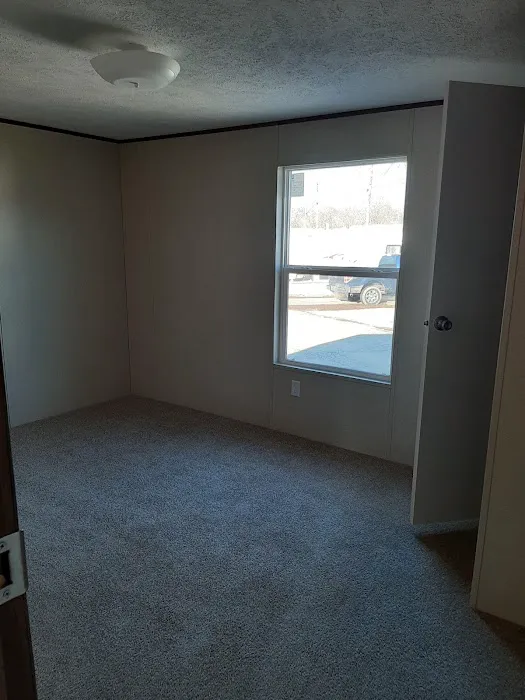 Autumn Falls mobile home Park Picture 5