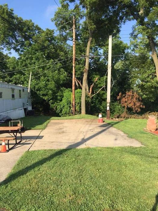 Autumn Falls mobile home Park Picture 9