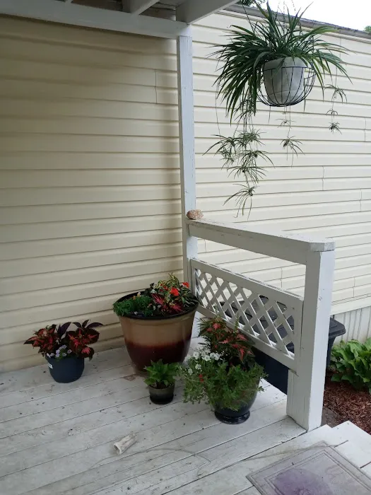 Valley View Village Picture 6