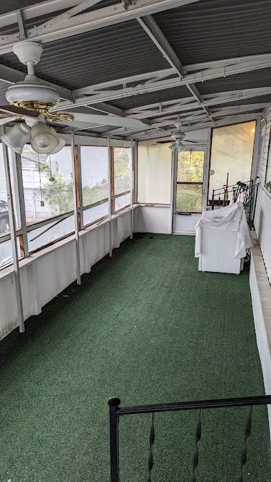 Independence Mobile Home Park Picture 9