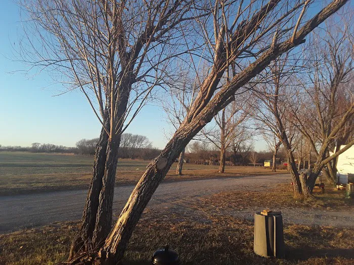 Crossroads RV Park & Propane Refill Picture 4