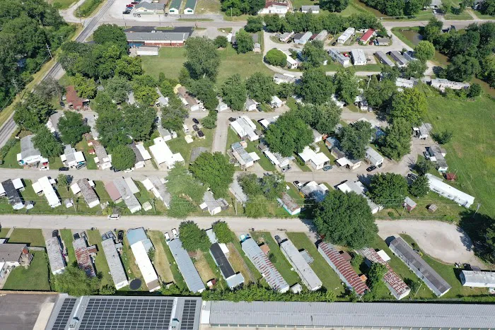 Edwards Mobile Home Park Picture 5