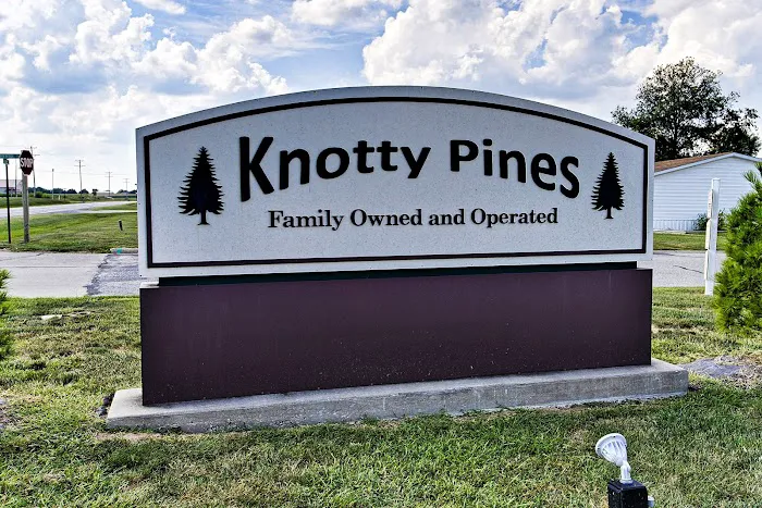 Knotty Pines Picture 4