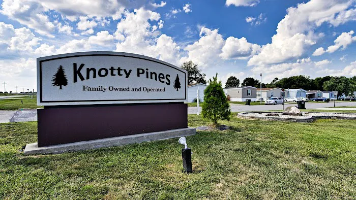 Knotty Pines Picture 8