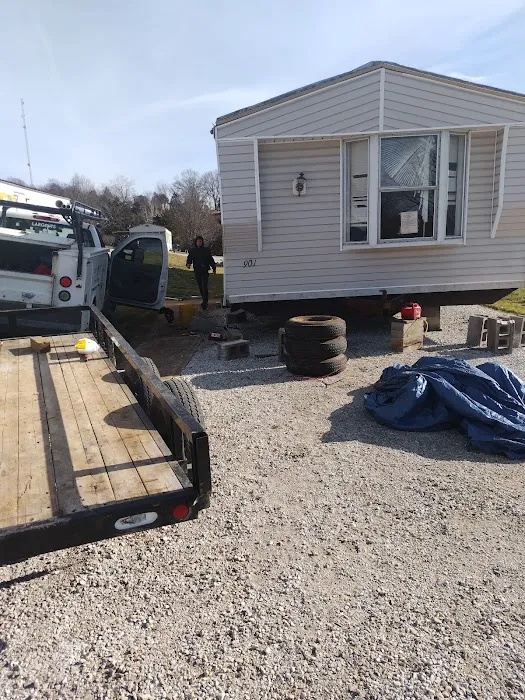 Ryan Manor Picture 10