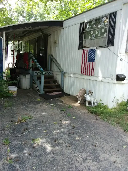 East Gate Trailer Court Inc Picture 2