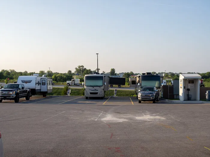 Love's RV Hookup Picture 6