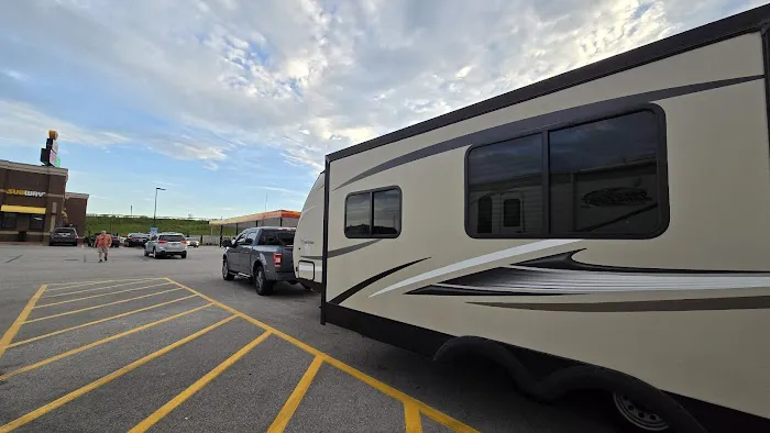 Love's RV Hookup Picture 4